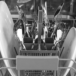 B-Ge-Lavavajillas-9Servicios-Inox-GLV1890XSS0-Con-producto